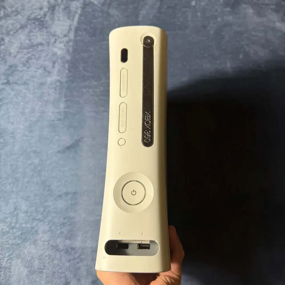 Microsoft Xbox 360 Original White Console